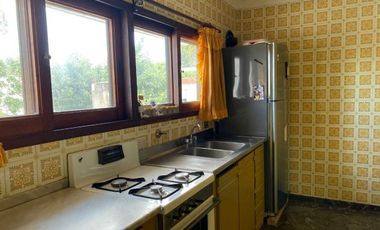 CASA 4 AMB EN VENTA EN SAN ANDRÉS JARDÍN PARRILLA