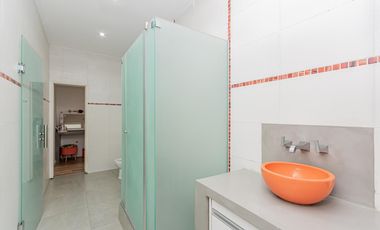 Venta - Casa 2 plantas - Jardín - Pileta - Lagos de Canning