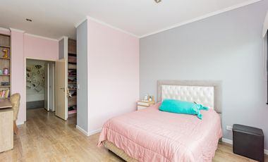 Venta - Casa 2 plantas - Jardín - Pileta - Lagos de Canning