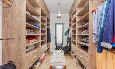 Venta - Casa 2 plantas - Jardín - Pileta - Lagos de Canning