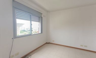 mono ambiente en alquiler- caseros centro