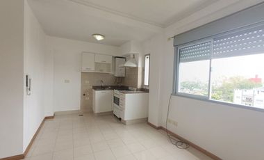 mono ambiente en alquiler- caseros centro