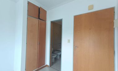 mono ambiente en alquiler- caseros centro