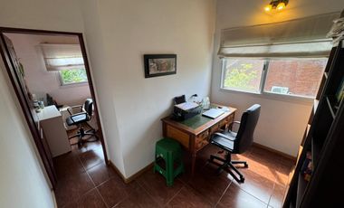 Casa en Venta - APTO CREDITO 4 DORMITORIOS - PISCINA Barrio Maschwitz Privado