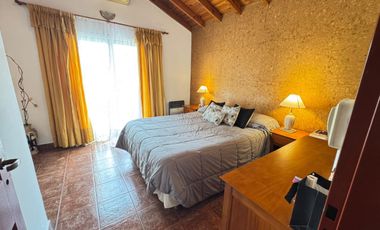 Casa en Venta - APTO CREDITO 4 DORMITORIOS - PISCINA Barrio Maschwitz Privado