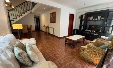 Casa en Venta - APTO CREDITO 4 DORMITORIOS - PISCINA Barrio Maschwitz Privado