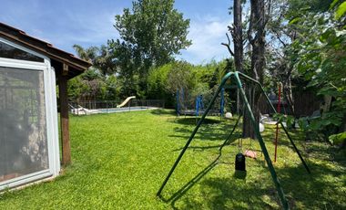 Casa en Venta - APTO CREDITO 4 DORMITORIOS - PISCINA Barrio Maschwitz Privado