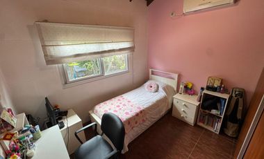 Casa en Venta - APTO CREDITO 4 DORMITORIOS - PISCINA Barrio Maschwitz Privado