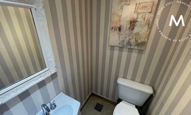 Casa en venta de 5 ambientes con cochera y piscina - Villa Ballester