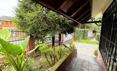 APTO CREDITO - Casa 4 amb en venta en Parque Alvear I, Tortuguitas