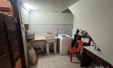 Venta de Casa 4 ambientes con cochera y patio en Sarandi