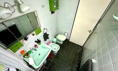 CASA CON DOS PHS EN BLOCK CON PATIO TERRAZA Y PARRILLA EN LA BOCA VENTA