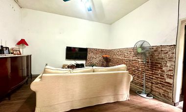 CASA CON DOS PHS EN BLOCK CON PATIO TERRAZA Y PARRILLA EN LA BOCA VENTA