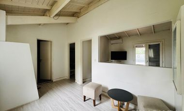 CASA VENTA 6 AMBIENTES MARTINEZ