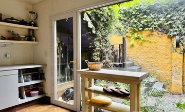 CASA VENTA 6 AMBIENTES MARTINEZ