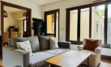 CASA VENTA 6 AMBIENTES MARTINEZ