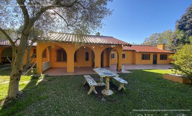 Casa Quinta en venta apta credito El Pato Berazategui