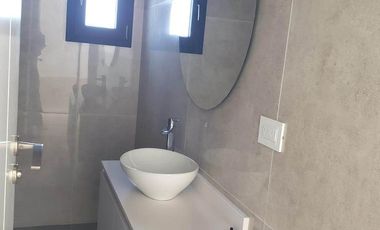 Casa en  venta en Barrio Privado Rumenco Joven. 3 dormitorios (1 suite) . Garage doble. Jardin