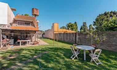 Casa en VENTA Villa De Mayo