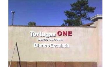 casa 3 ambientes con jardín y cochera, en complejo Tortugas ONE, en parque Alvear III, Tortuguitas