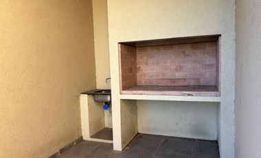 Venta/Alquiler casa en Barrio Buenos Aires Village -  Bella Vista