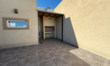 Venta/Alquiler casa en Barrio Buenos Aires Village -  Bella Vista