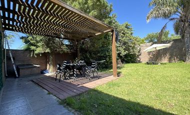 Casa de 1 dormitorio en venta en Funes