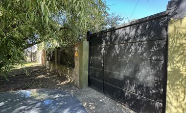 Casa de 1 dormitorio en venta en Funes