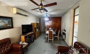 Casa en Barrio Centro Empleado de Comercio