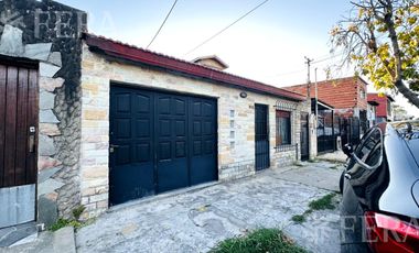 Venta PH 3 ambientes con cochera en Villa Dominico