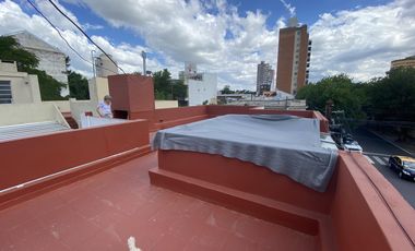 Casa 4 dormitorios luminosa barrios abasto cochera