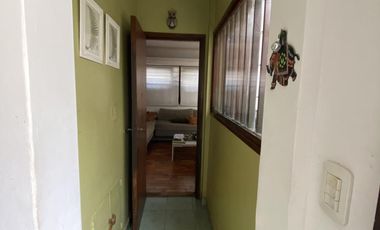 Casa 4 dormitorios luminosa barrios abasto cochera