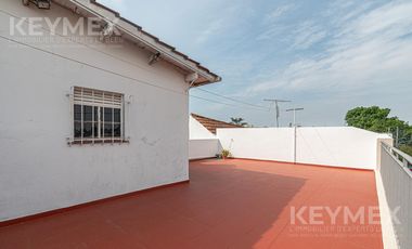 PH de 4 ambientes con cochera, patio y terraza zona norte carapachay