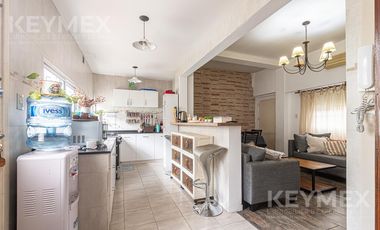 PH de 4 ambientes con cochera, patio y terraza zona norte carapachay