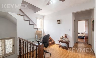 PH de 4 ambientes con cochera, patio y terraza zona norte carapachay