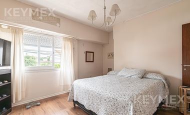 PH de 4 ambientes con cochera, patio y terraza zona norte carapachay