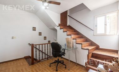 PH de 4 ambientes con cochera, patio y terraza zona norte carapachay