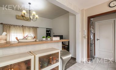 PH de 4 ambientes con cochera, patio y terraza zona norte carapachay