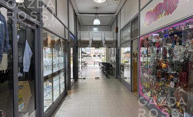 Local en venta en Adrogue