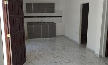 PH de tres ambientes con patio a la venta en Wilde