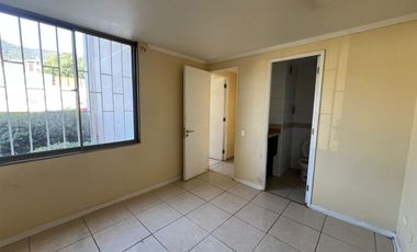 Departamento en arriendo c/ estacionamiento en San Francisco de Limache