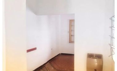 VENTA Casa al frente - 1ero de Mayo al 900, 2 dormitorios, Arroyo Seco