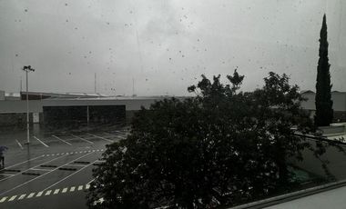 Edificio de Oficinas y Naves en Renta Mahatma Gandhi Aguascalientes.