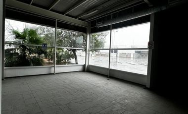 Edificio de Oficinas y Naves en Renta Mahatma Gandhi Aguascalientes.