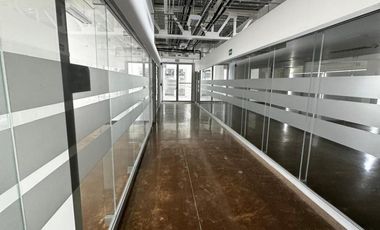 Edificio de Oficinas y Naves en Renta Mahatma Gandhi Aguascalientes.