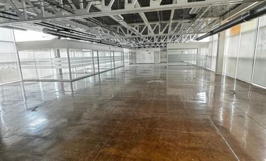 Edificio de Oficinas y Naves en Renta Mahatma Gandhi Aguascalientes.