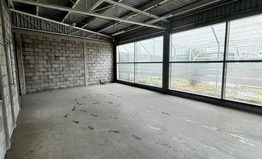 Edificio de Oficinas y Naves en Renta Mahatma Gandhi Aguascalientes.