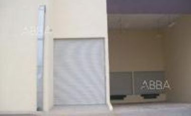 BODEGA EN RENTA EN AV. ZARAGOZA COL. NOMBRE DE DIOS