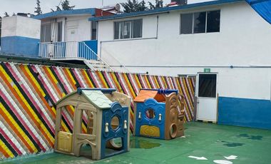 RENTA DE CASA EN LERMA PARA GUARDERIA, CONSULTORIOS, OFICINAS