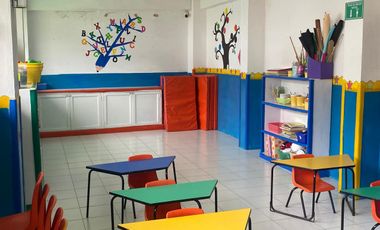 RENTA DE CASA EN LERMA PARA GUARDERIA, CONSULTORIOS, OFICINAS